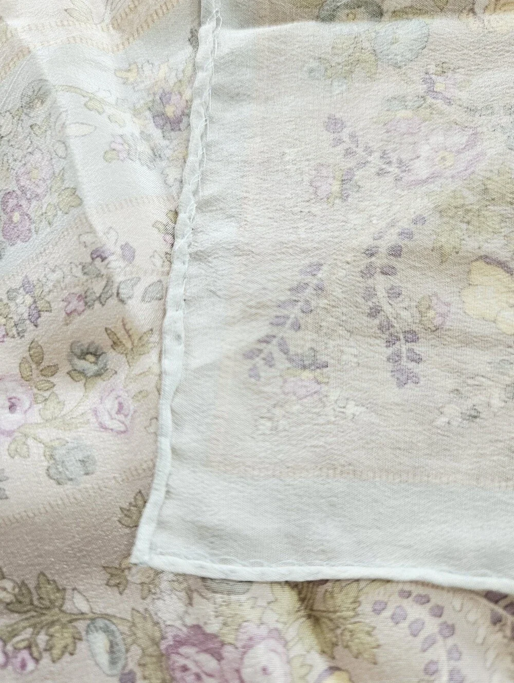 Vintage Liz Claiborne Accessories 100% Silk Chiffon Pastel Floral Large Scarf